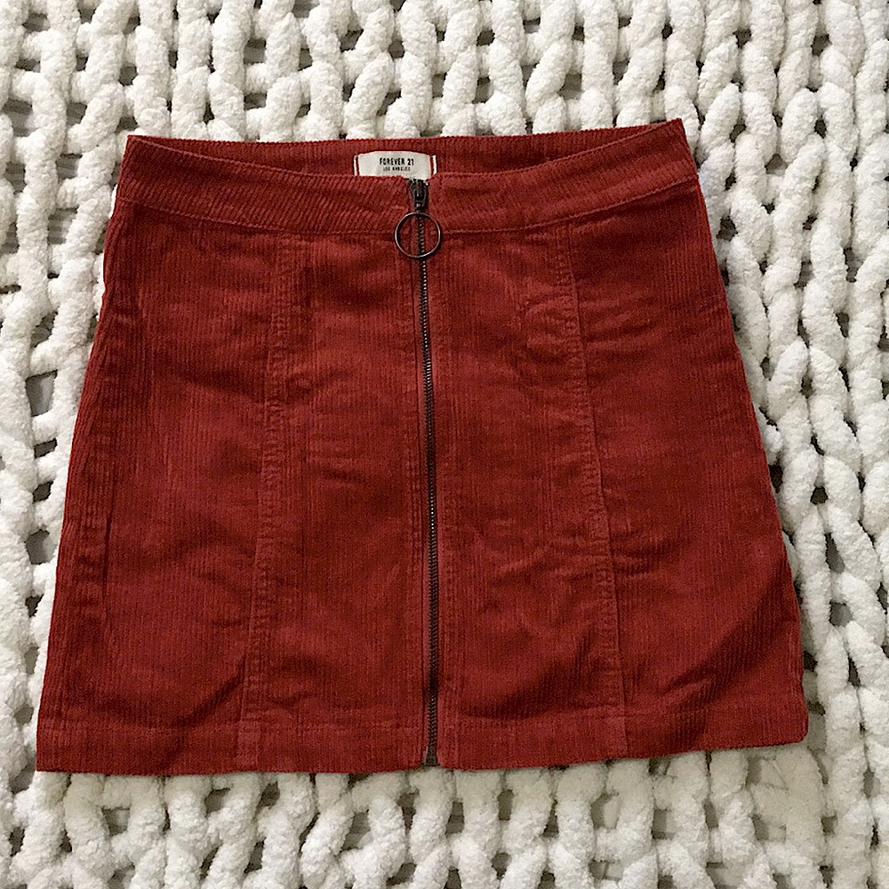 Courduroy skirt
